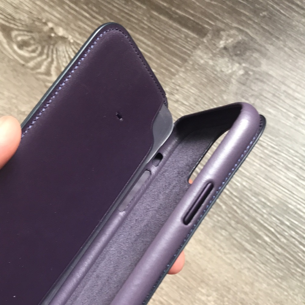 Apple - Picture 6 of 12